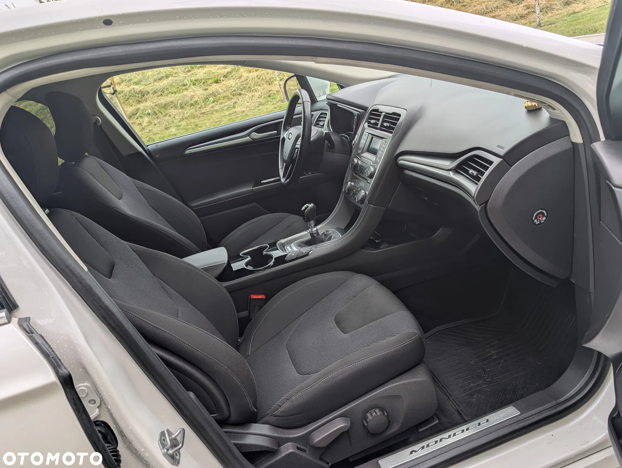 Ford Mondeo 1.5 EcoBoost Ambiente - 12
