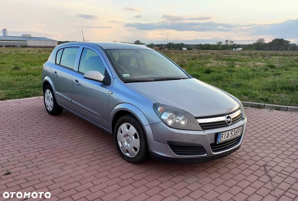 Opel Astra 1.6 Enjoy - 1