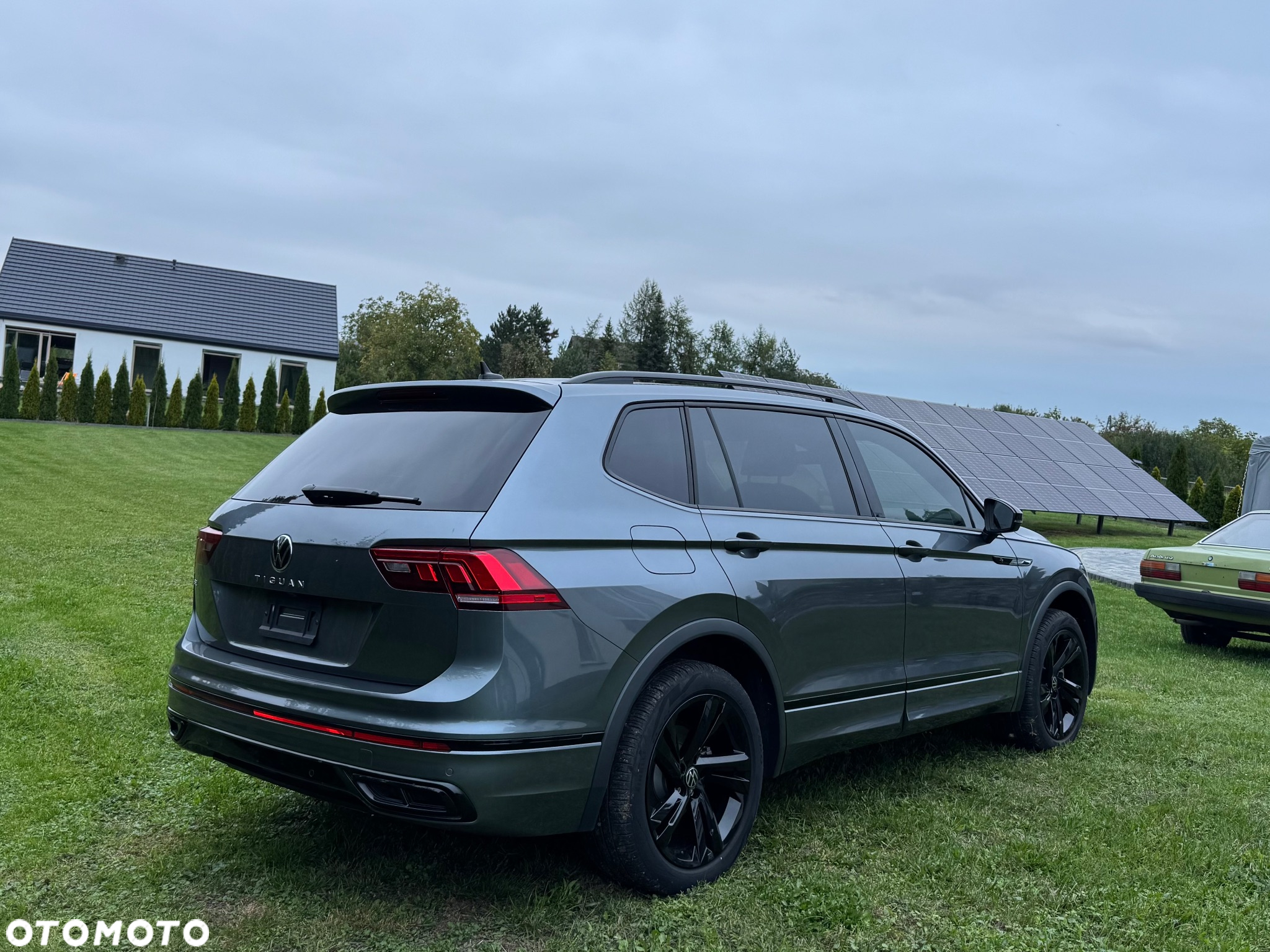 Volkswagen Tiguan - 3