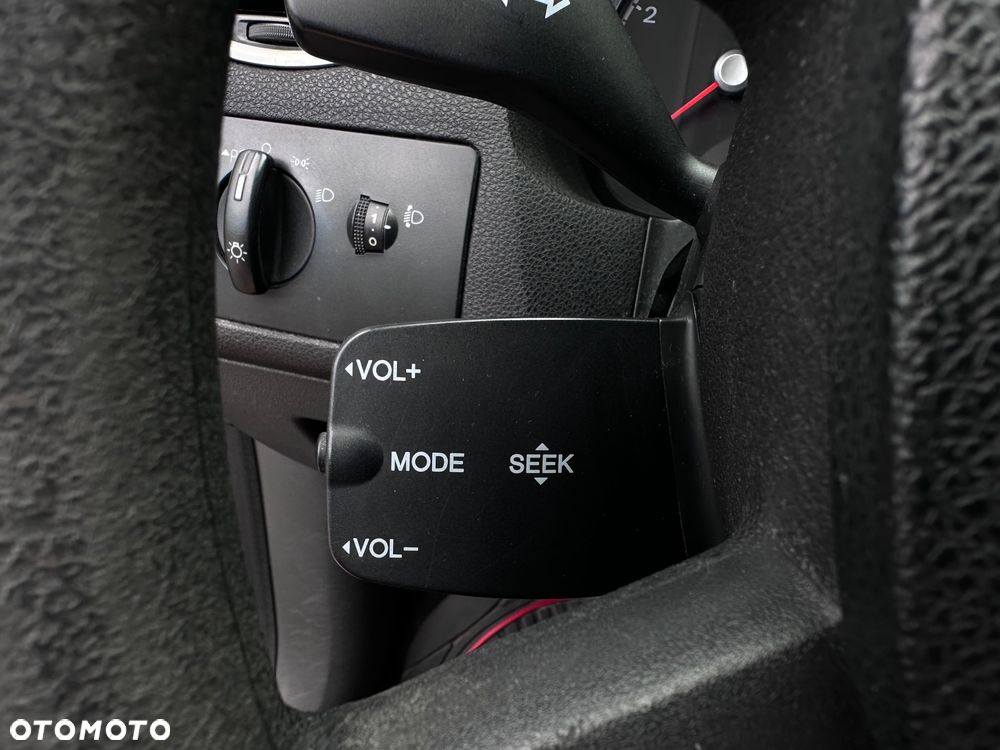 Ford Focus 1.6 Trend - 11