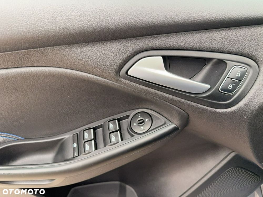 Ford Focus - 14