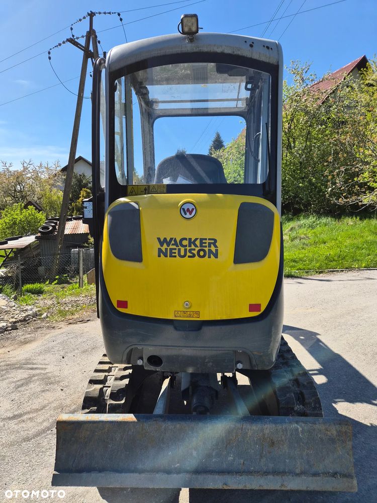 Wacker Neuson ET24 - 8