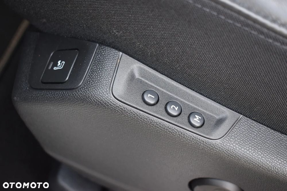 Peugeot 5008 BlueHDi 180 EAT8 GT - 30