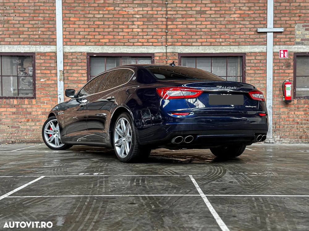 Maserati Quattroporte - 7