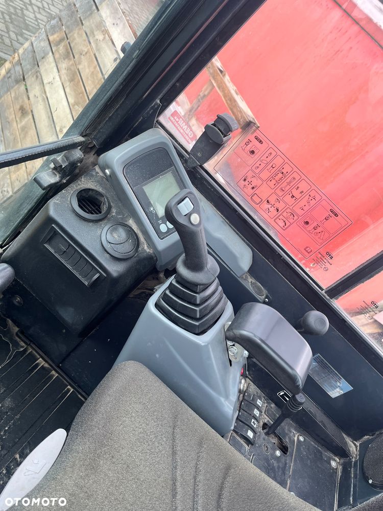 Yanmar VIO-26-6 - 11