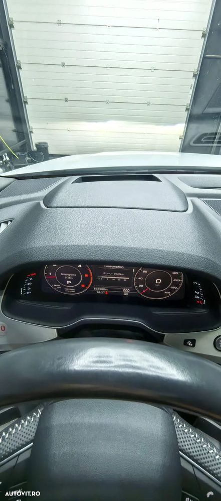 Audi Q7 3.0 ultra TDI Quattro Tiptronic - 11