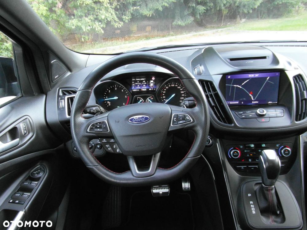 Ford Kuga 2.0 TDCi 4x4 ST-Line - 21