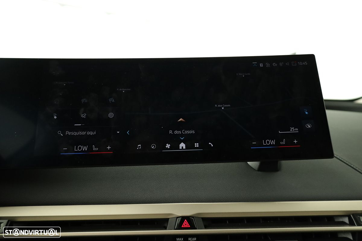 BMW iX xDrive 40 - 14