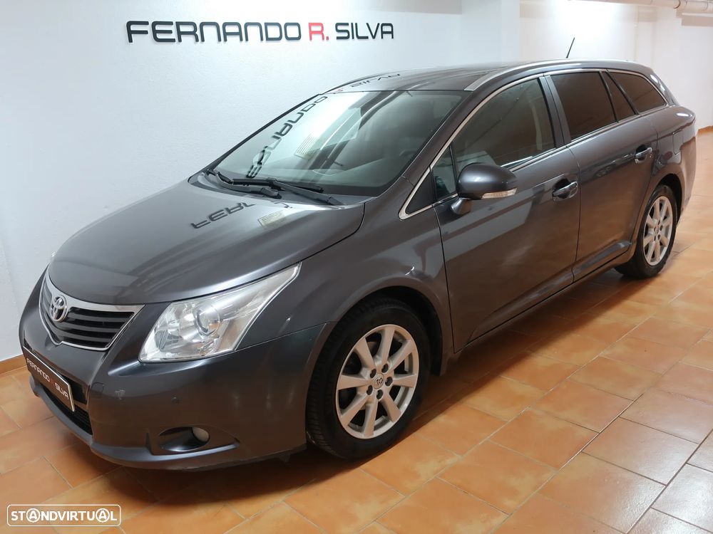 Toyota Avensis SW 2.0 D-4D Exclusive +Pele+GPS - 2