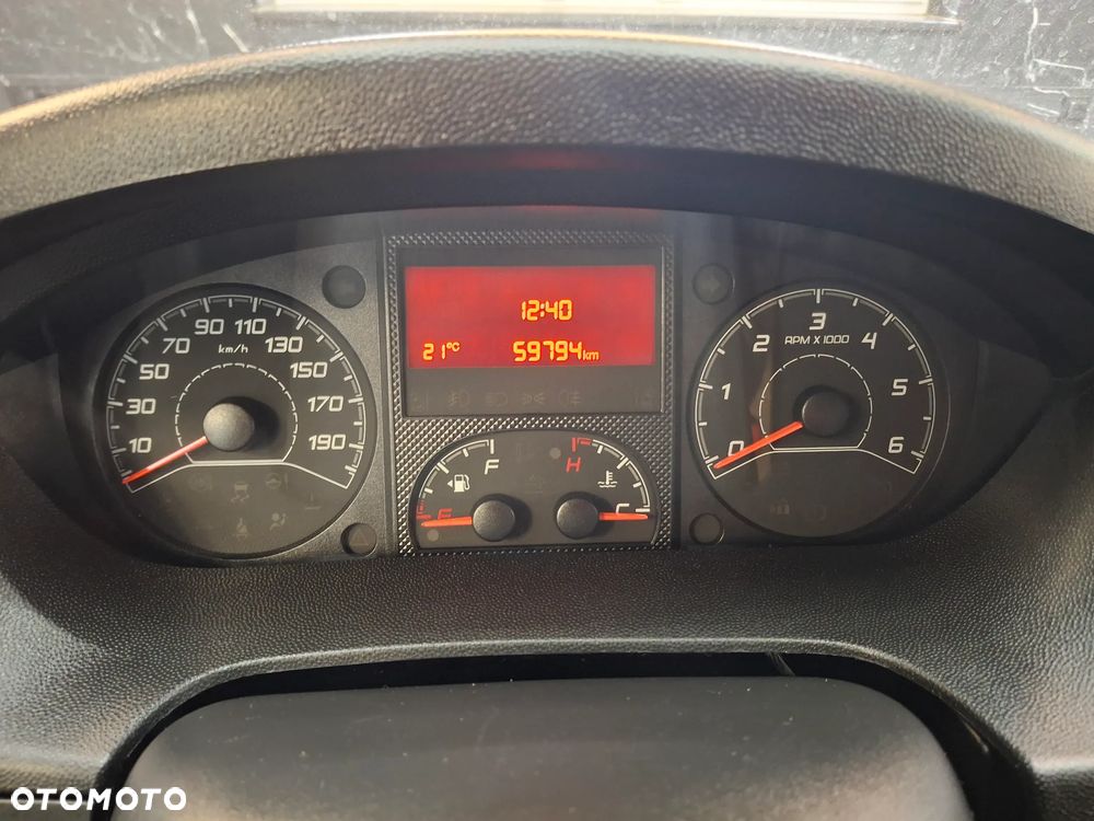 Peugeot Boxer 2020 Rok Furgon VAN L2H2 Kamera Cofania Nawigacja Fabryczna TomTom Światła LED Klimatyzacja Automatyczna Tempomat Niski Przebieg - 26