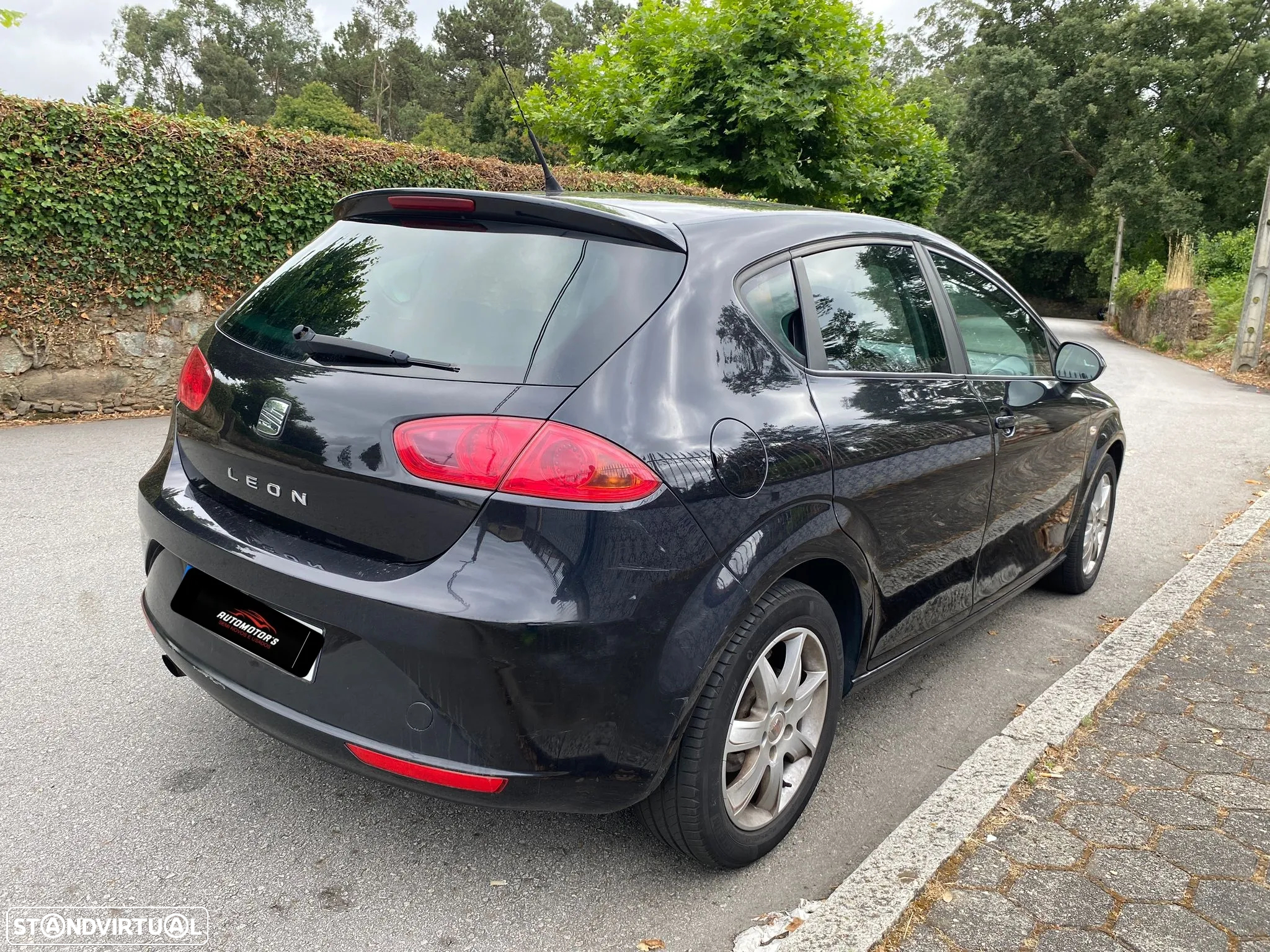 SEAT Leon 1.6 TDI DPF Ecomotive Reference - 11