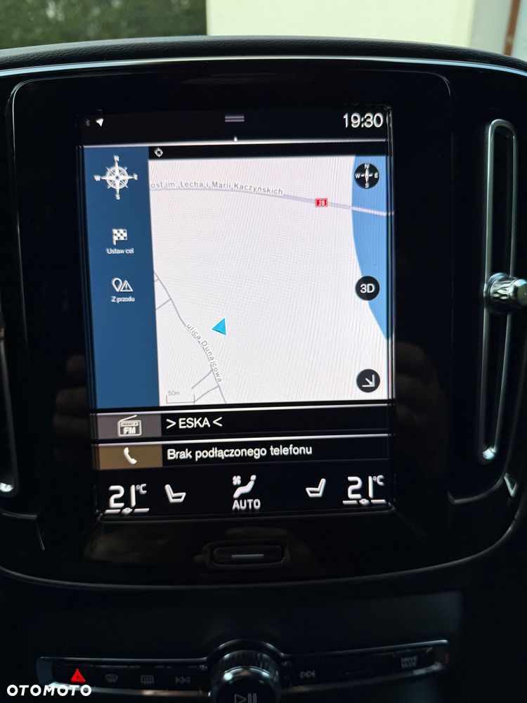 Volvo XC 40 - 35