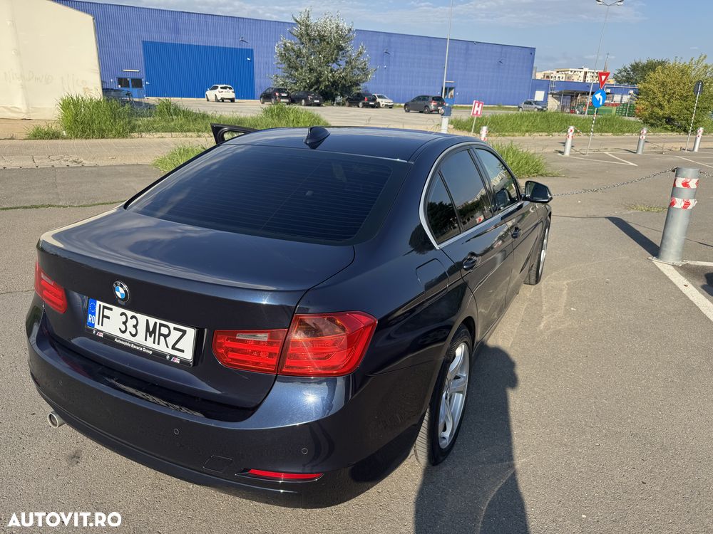 BMW Seria 3 320d Efficient Dynamic Edition Aut. - 3