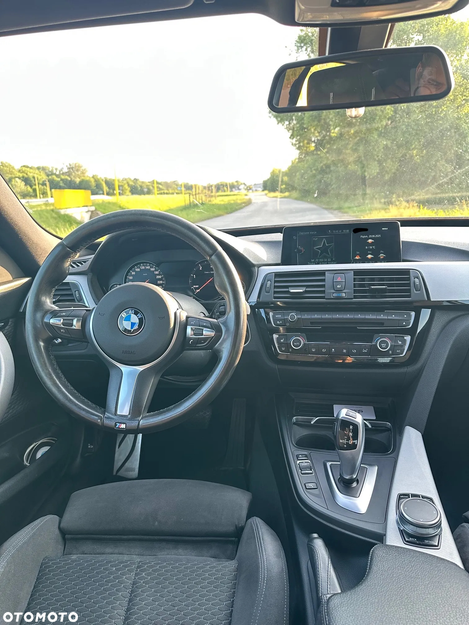 BMW 3GT 318d M Sport - 9