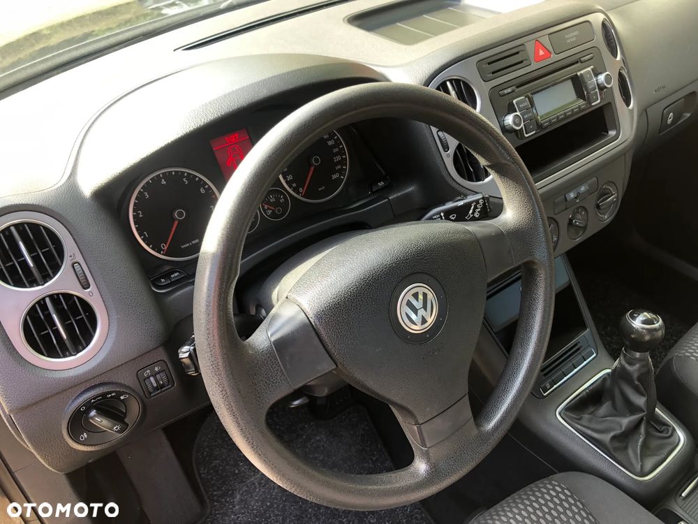 Volkswagen Tiguan - 18