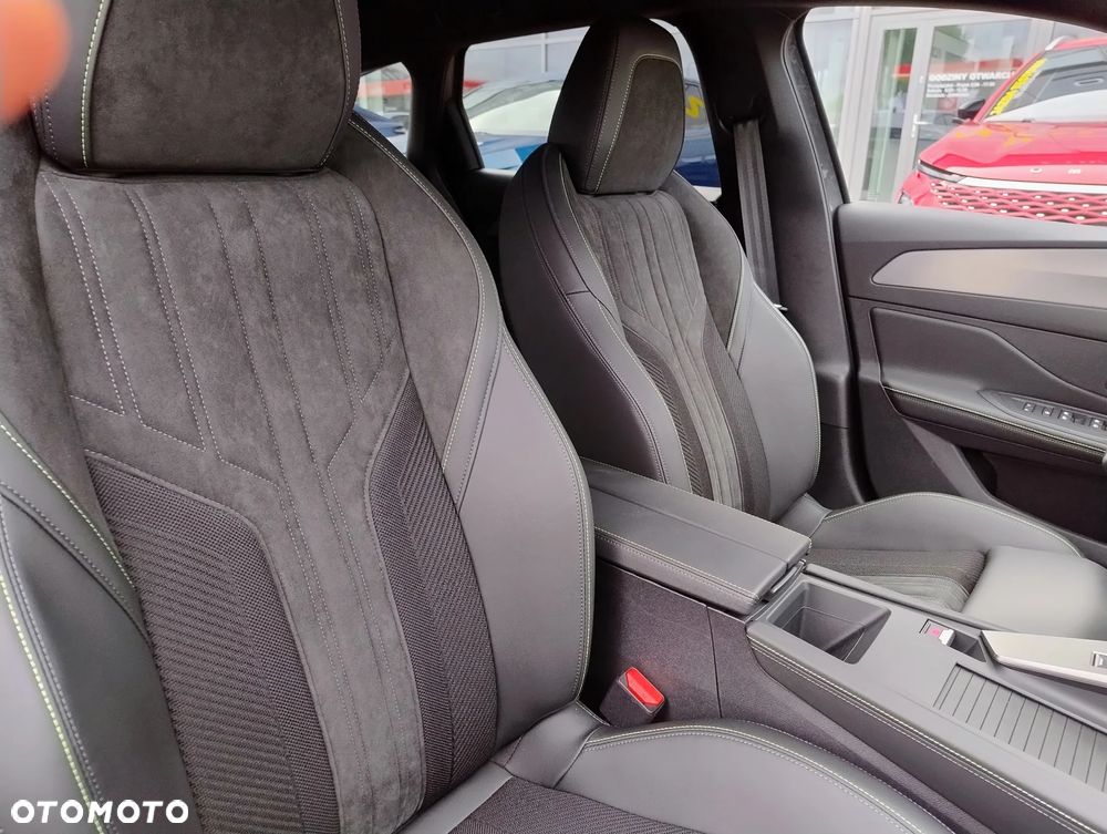 Peugeot 308 1.5 BlueHDi GT S&S EAT8 - 36