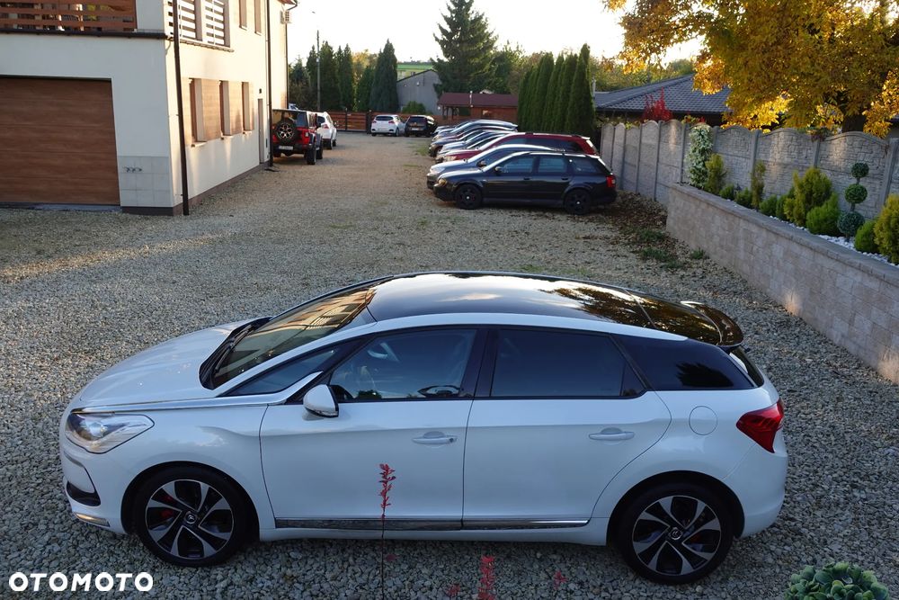 Citroën DS5 HDi 165 SportChic - 6