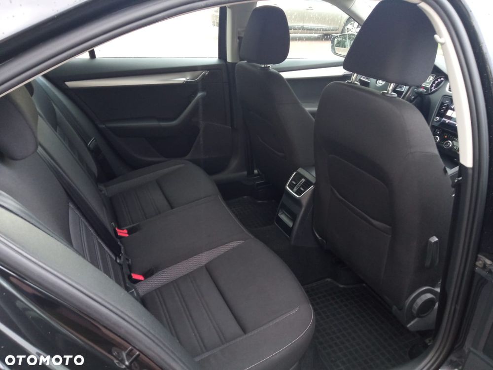 Skoda Octavia 2.0 TDI Ambition - 14