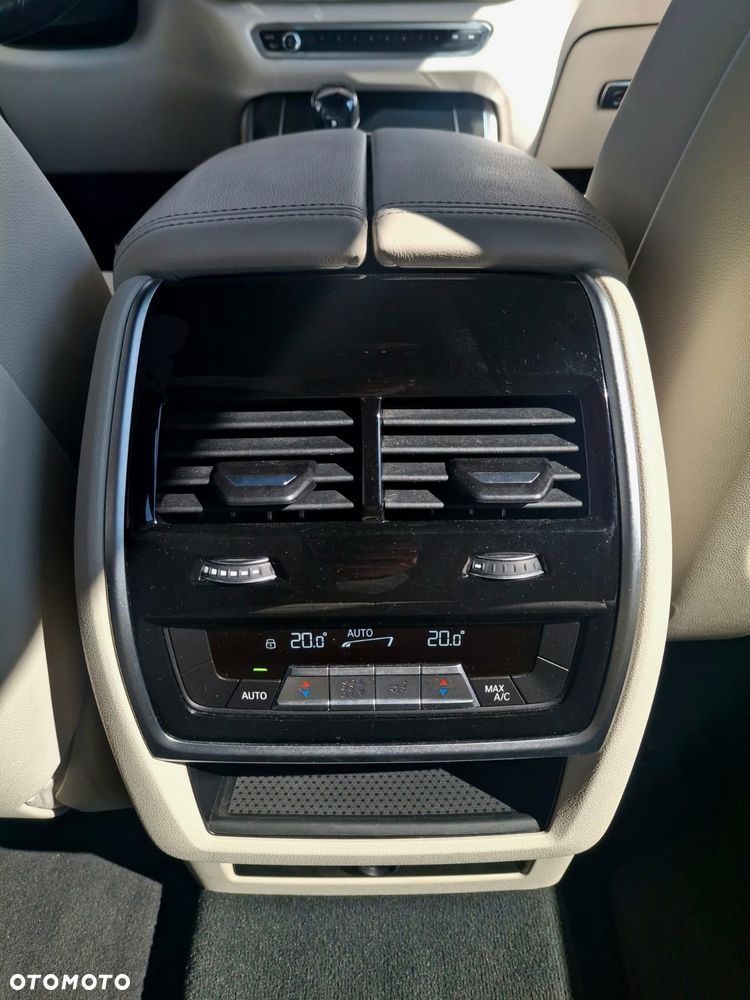 BMW X5 xDrive40d - 15