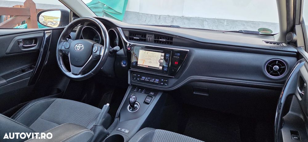 Toyota Auris 1.8 VVT-i Automatik Executive - 20