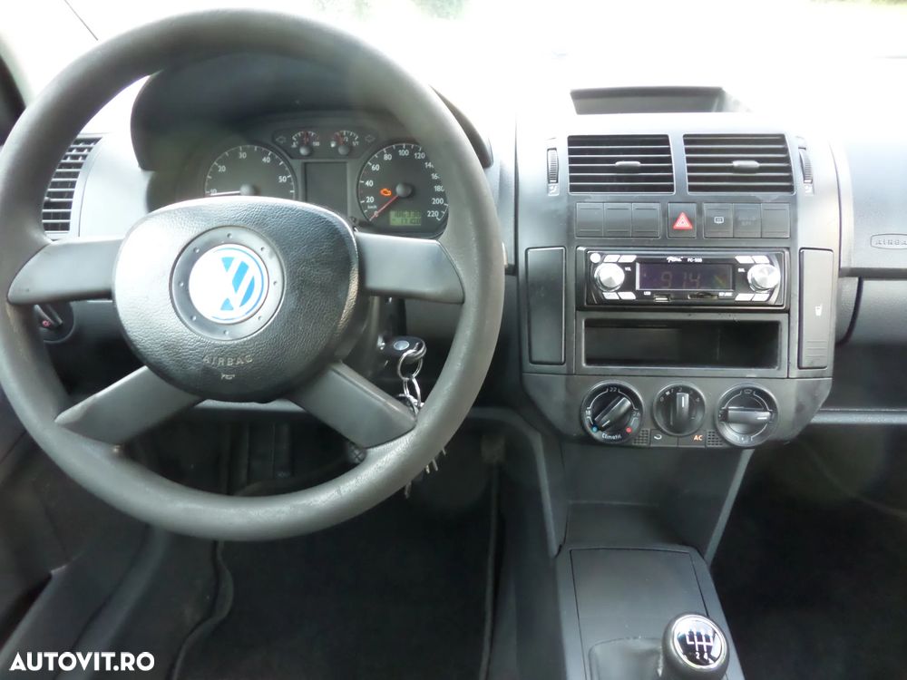 Volkswagen Polo 1.2 Highline - 23