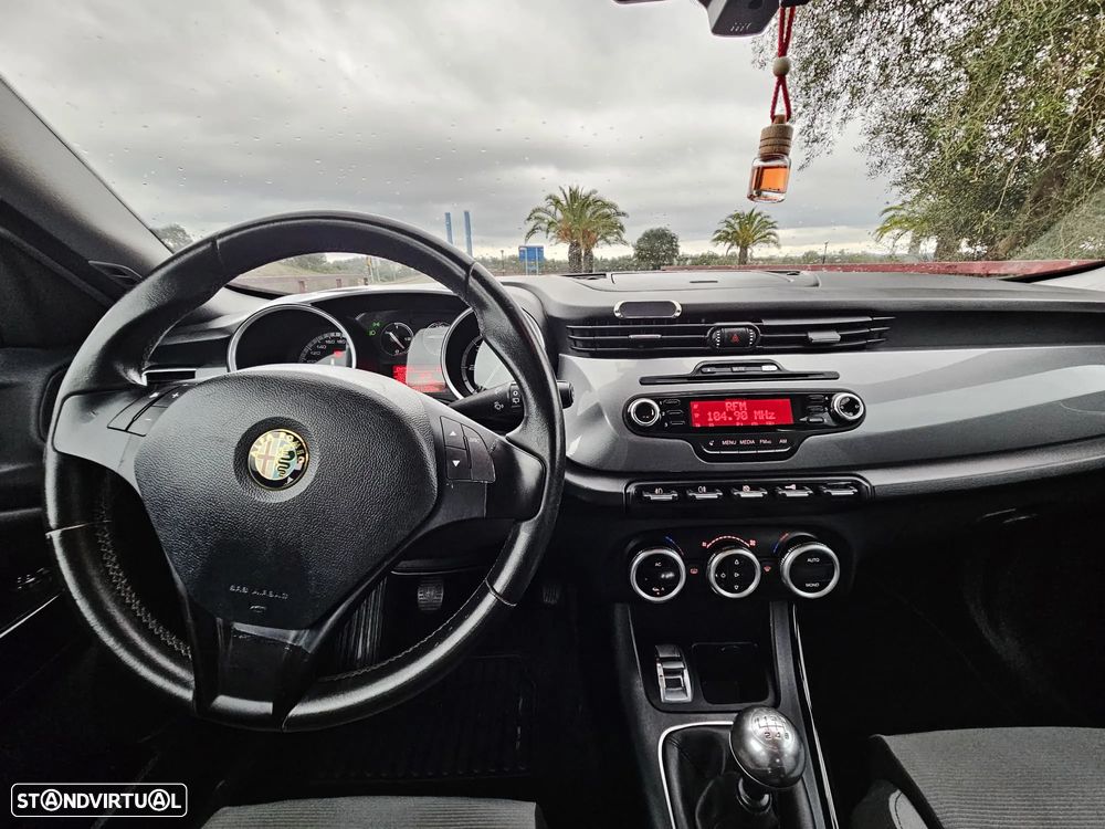 Alfa Romeo Giulietta 1.6 JTDm Progression - 13