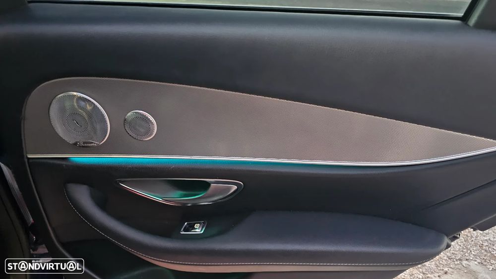 Mercedes-Benz E 220 d T 9G-TRONIC Exclusive - 22