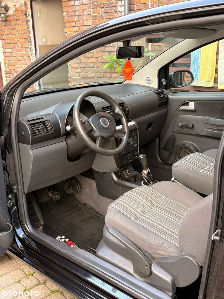 Volkswagen Fox 1.2 - 11