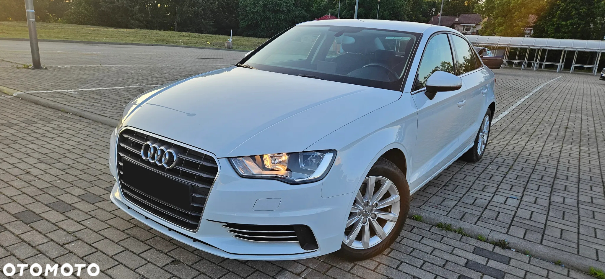 Audi A3 1.4 TFSI Limousine Attraction - 2