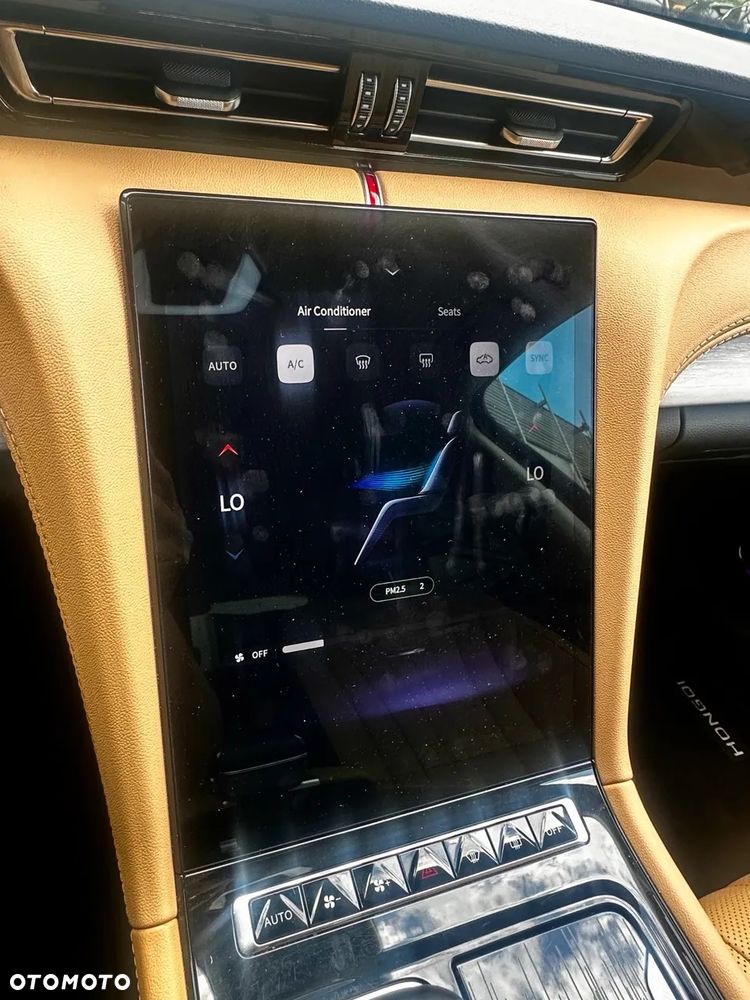 Hongqi H5 2.0T Comfort - 12