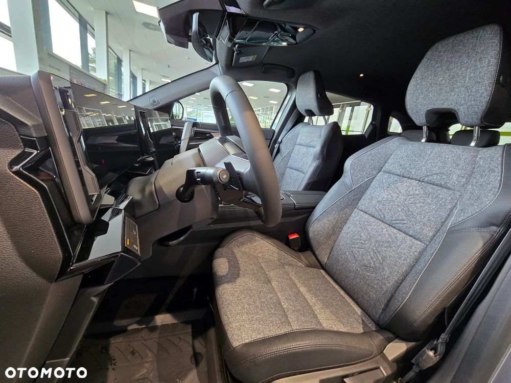 Renault Austral 1.3 TCe mHEV Techno - 17