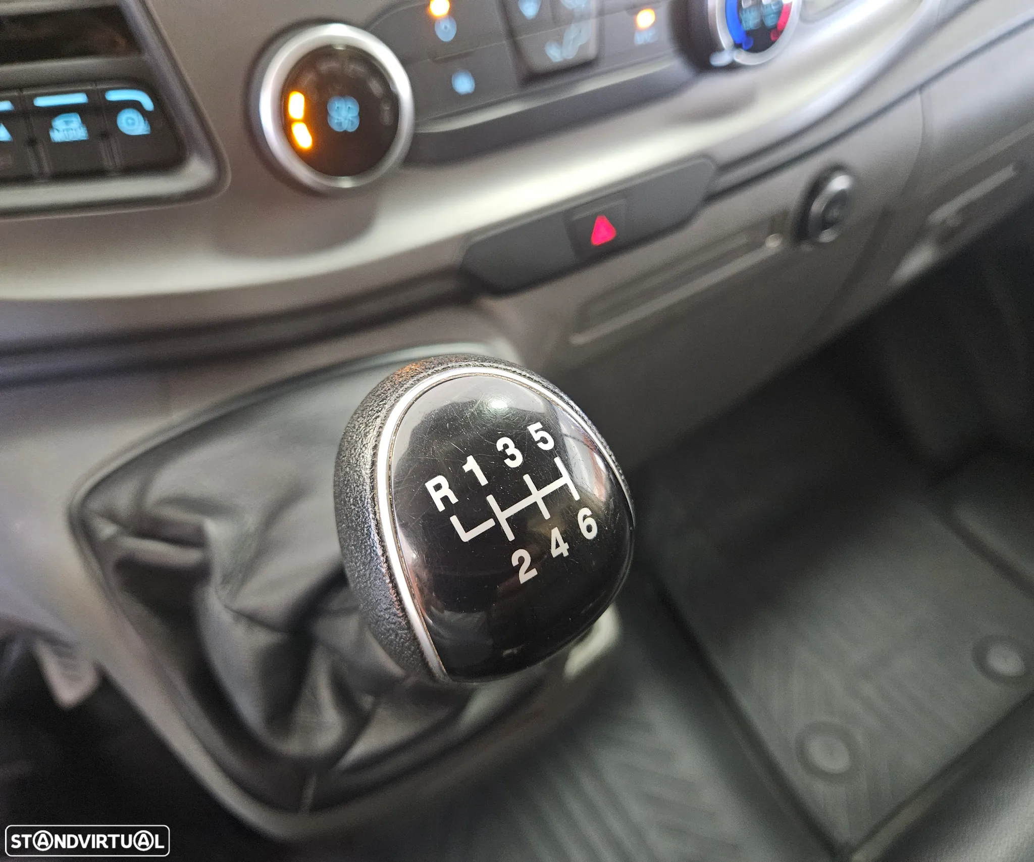 Ford Transit Custom Maxi Longa - 27