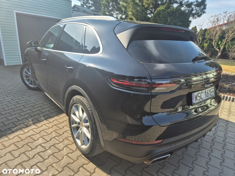 Porsche Cayenne Platinum Edition - 9