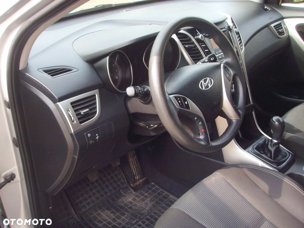 Hyundai i30 - 16