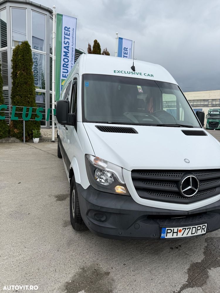 Mercedes-Benz Sprinter 6+1 locuri - 2
