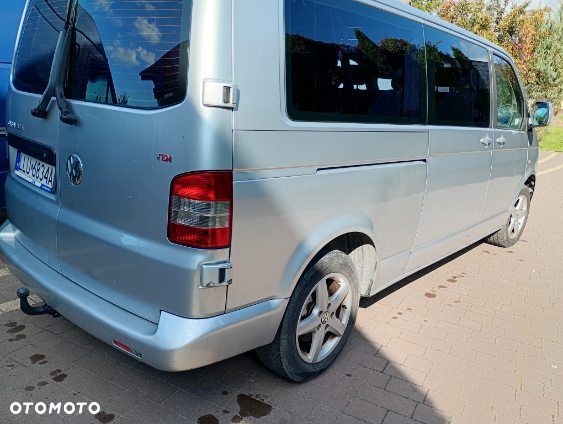 Volkswagen Caravelle - 2