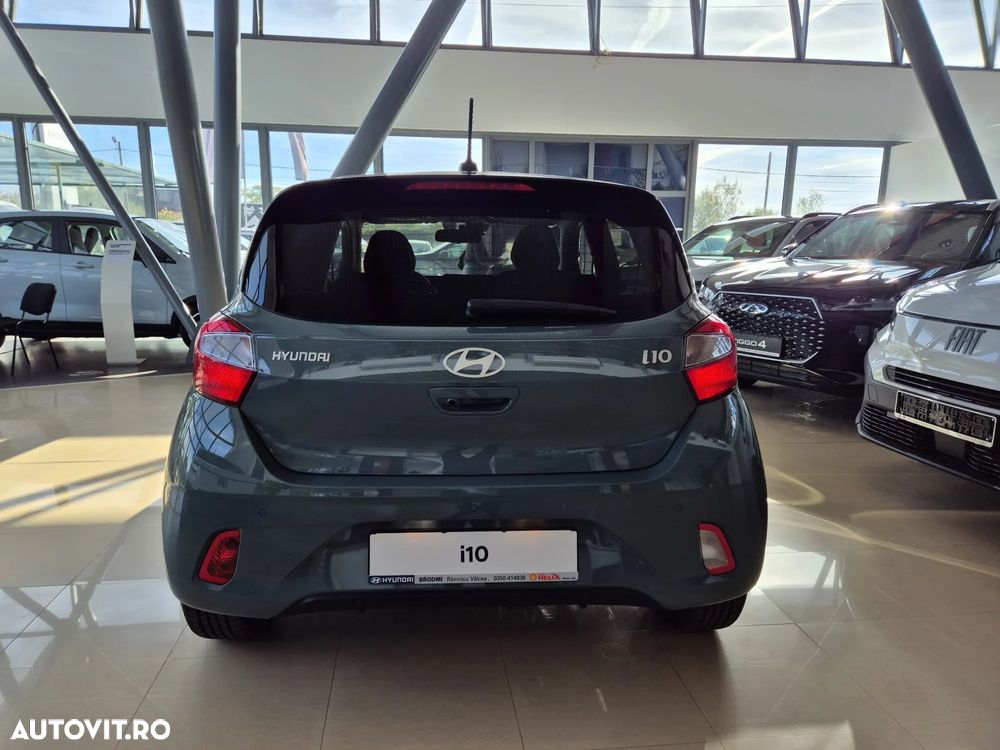 Hyundai i10 1.2 l 79 CP AMT Highway - 8