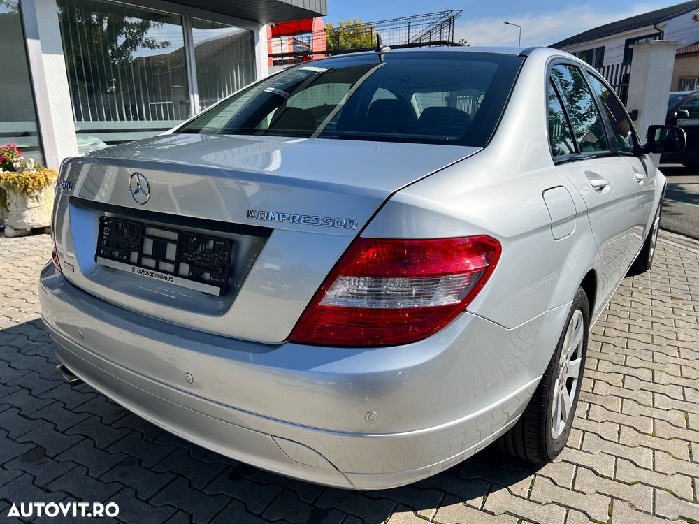 Mercedes-Benz C - 9