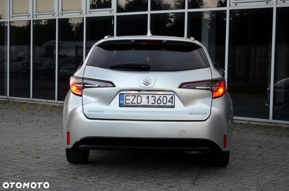 Suzuki Swace 1.8 Hybrid Elegance CVT - 18