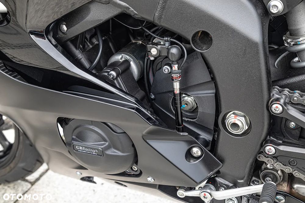 Yamaha R6 - 16