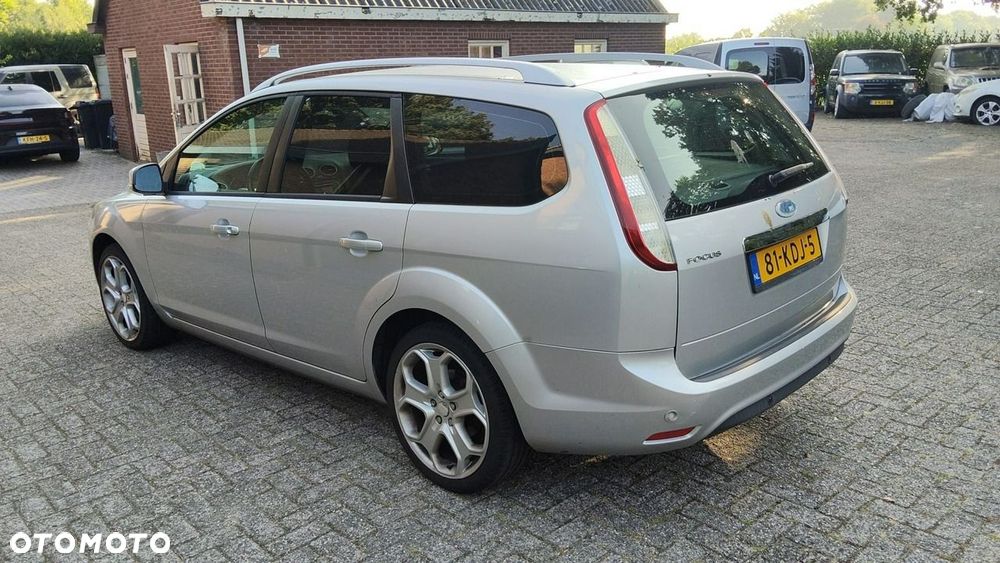 Ford Focus - 4