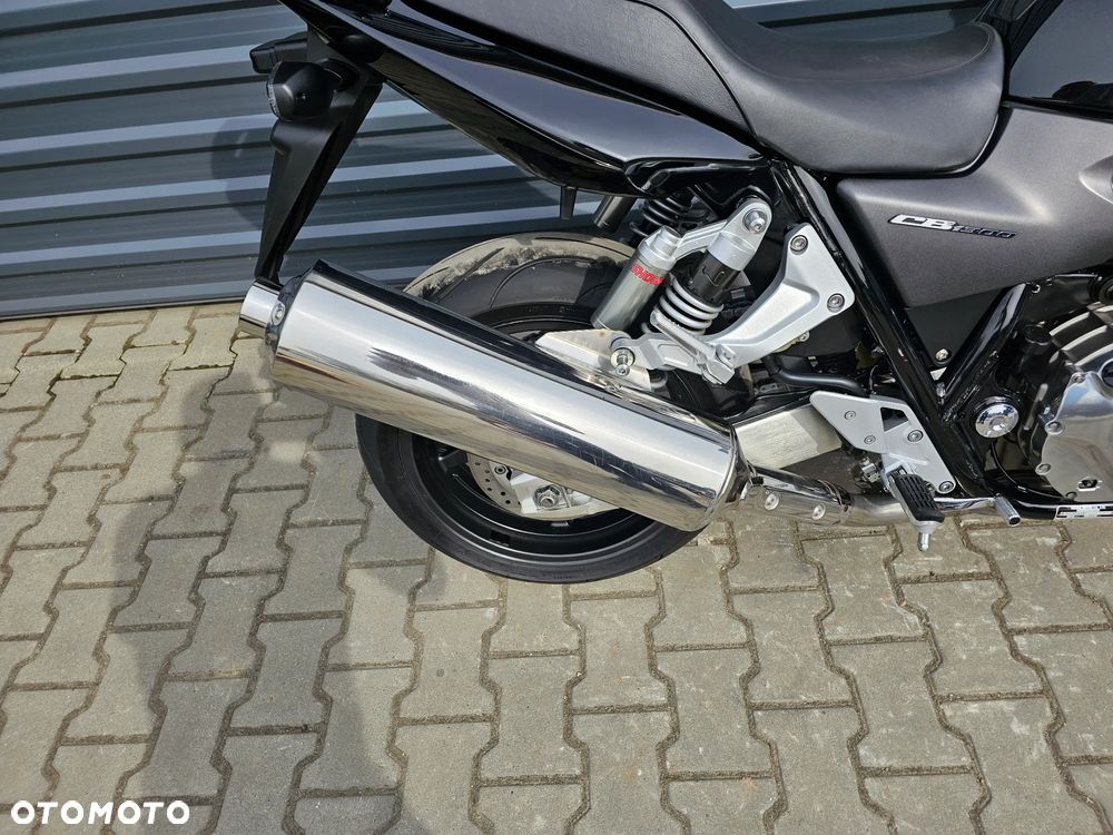 Honda CB - 15