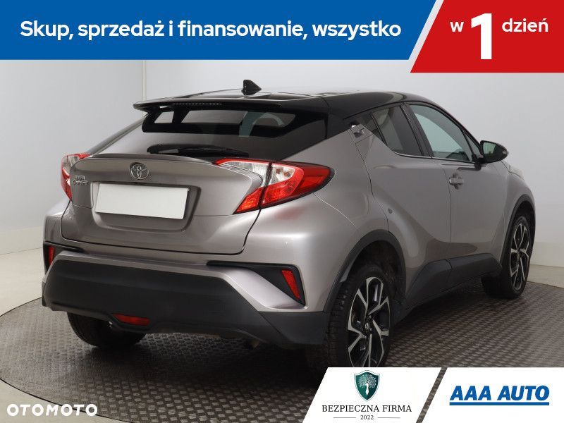 Toyota C-HR - 7