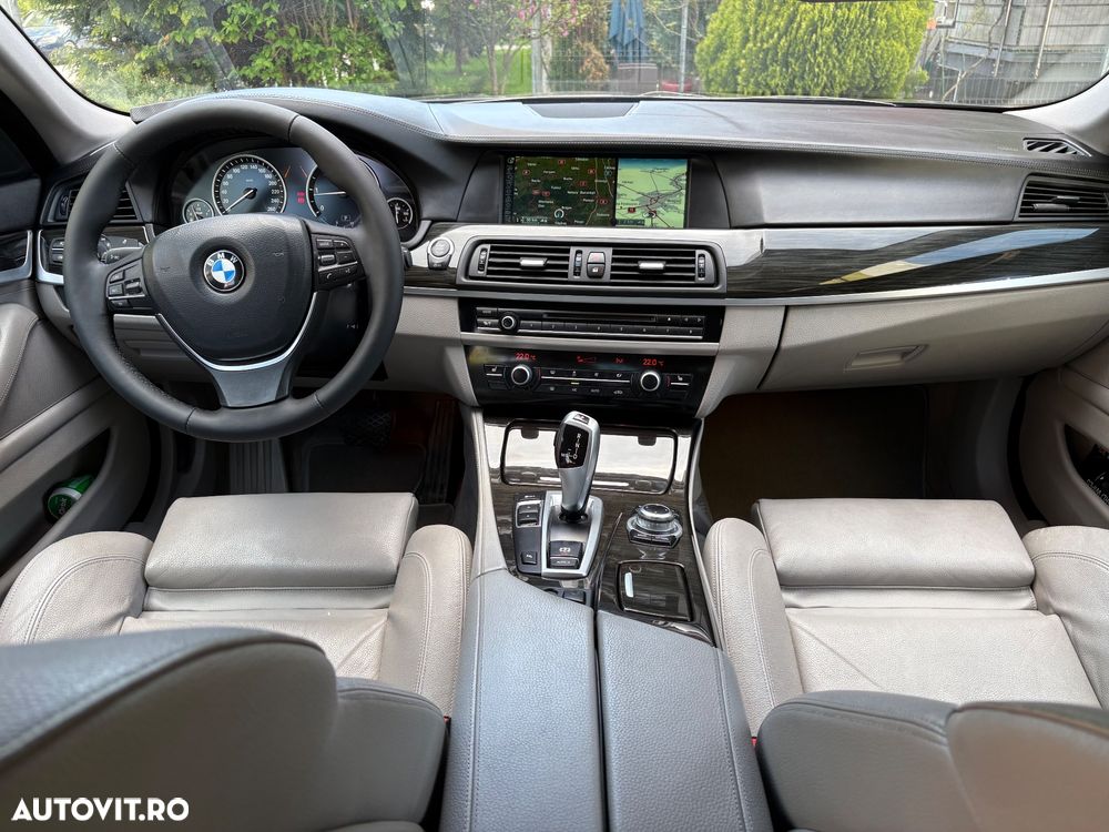 BMW Seria 5 525d xDrive - 5