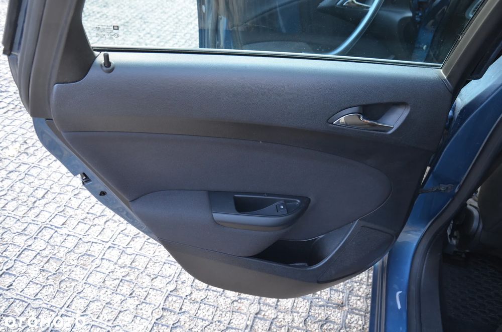 Opel Astra 1.6 Business - 13