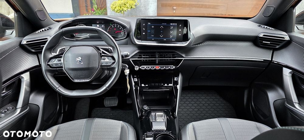 Peugeot 2008 1.5 BlueHDi Allure S&S EAT8 - 10