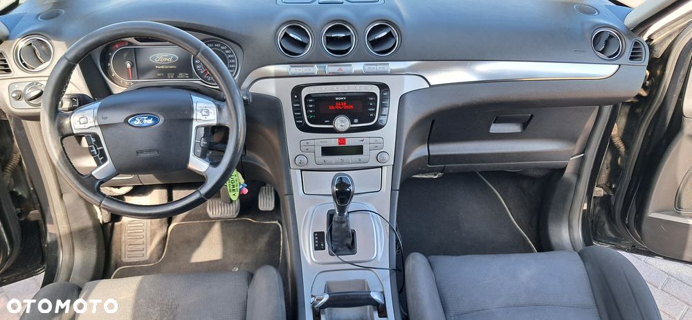 Ford S-Max 2.0 TDCi DPF Titanium - 12