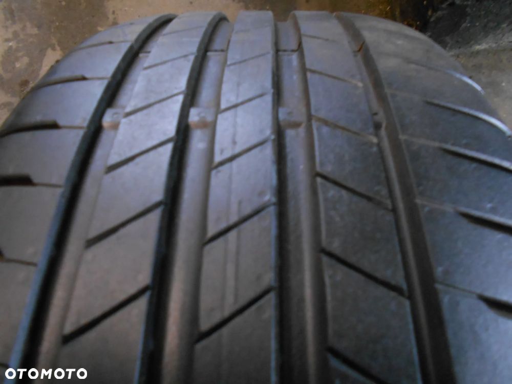 OPONA POJEDYNKA 225/45R17 BRIDGESTONE TURANZA T005 DOT 4223 7.5MM - 2