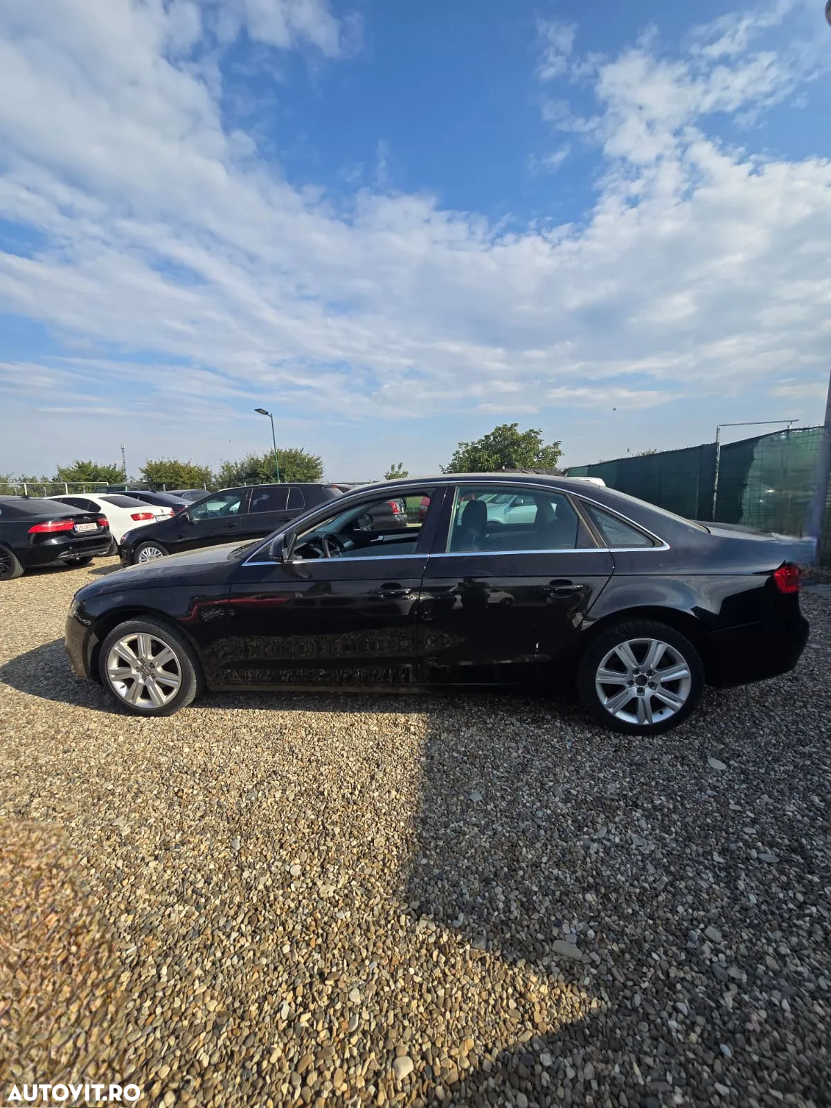 Audi A4 2.0 TDI DPF multitronic Attraction - 3