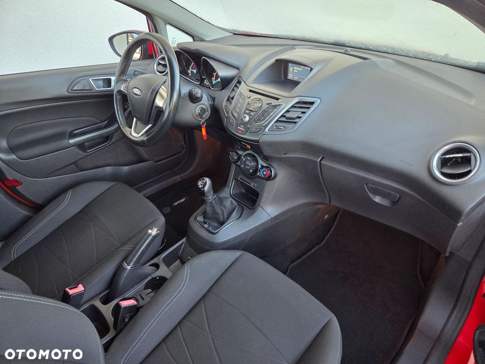 Ford Fiesta - 10